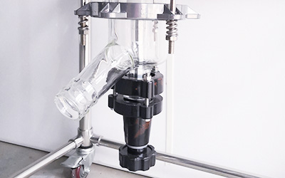 200L Jacketed Glass Reactor detail - Discharge valve, easy to discharge materials. PTFE parts for anti-corrosion.