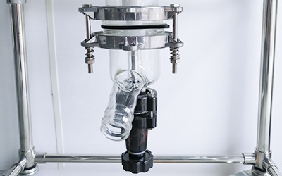 100L Jacketed Glass Reactor detail - Discharge valve, easy to discharge materials. PTFE parts for anti-corrosion.